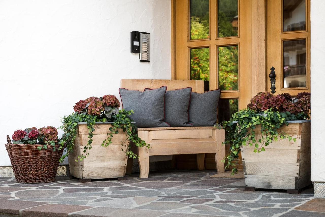 Residence Floralp Colfosco Exterior photo